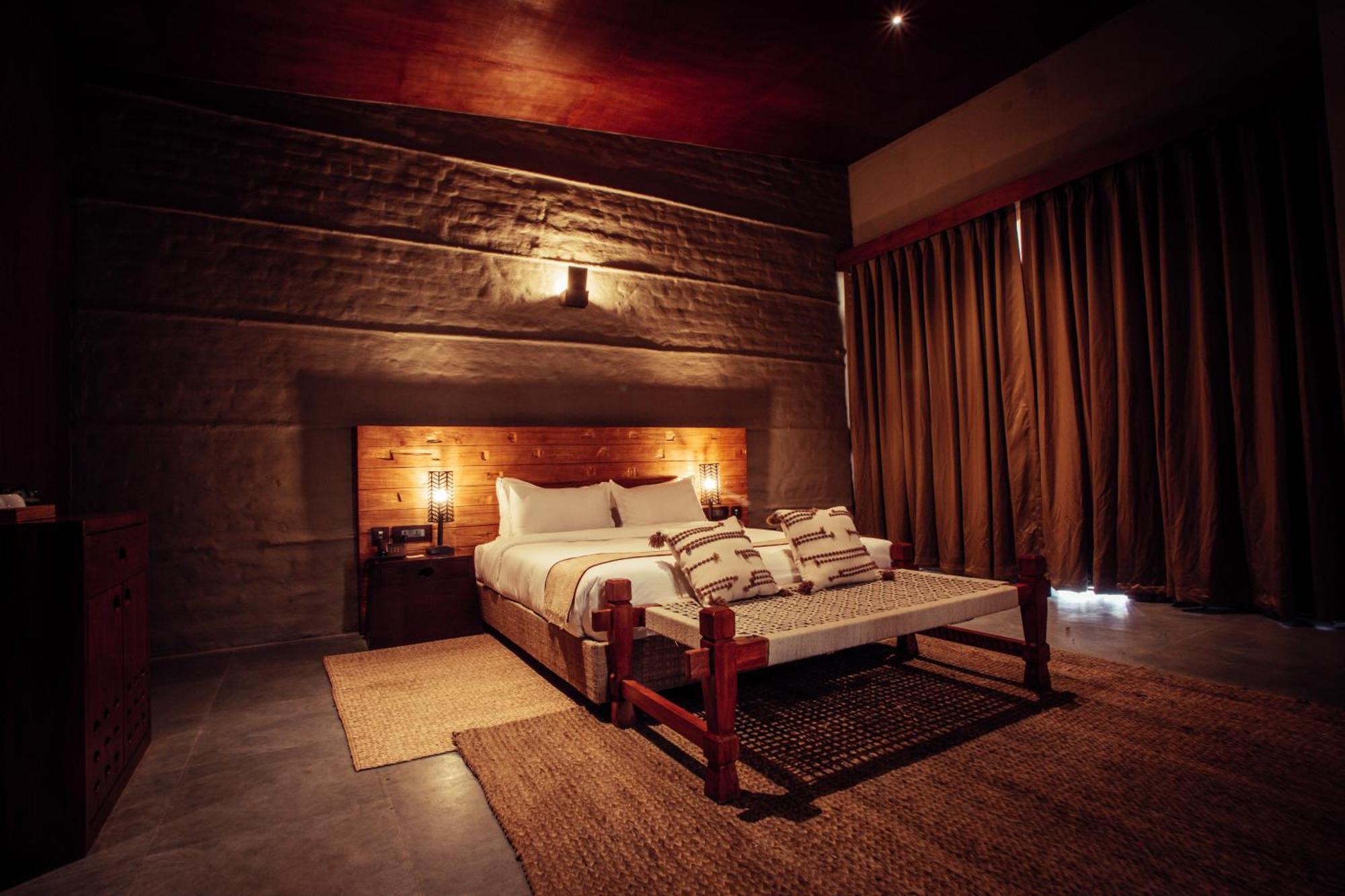 Sanctuary - Chitwan National Park , Nepal Hotel Exterior photo